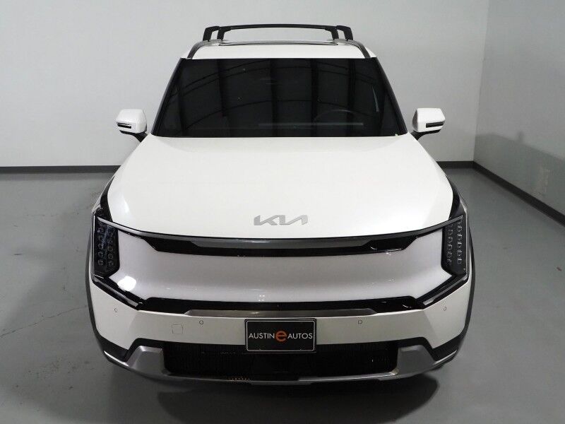 2024 Kia EV9 Land AWD *NAVIGATION, SAFETY ALERTS, ADAPTIVE CRUISE, 360 VIEW CAMERAS, PANORAMA MOONROOF, CLIMATE SEATS, HEATED STEERING, 2ND ROW CAPTAINS, MERIDIAN AUDIO, 20 INCH WHEELS, APPLE CARPLAY Round Rock TX