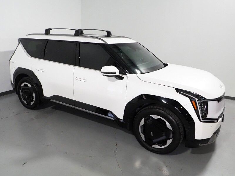 2024 Kia EV9 Land AWD *NAVIGATION, SAFETY ALERTS, ADAPTIVE CRUISE, 360 VIEW CAMERAS, PANORAMA MOONROOF, CLIMATE SEATS, HEATED STEERING, 2ND ROW CAPTAINS, MERIDIAN AUDIO, 20 INCH WHEELS, APPLE CARPLAY Round Rock TX