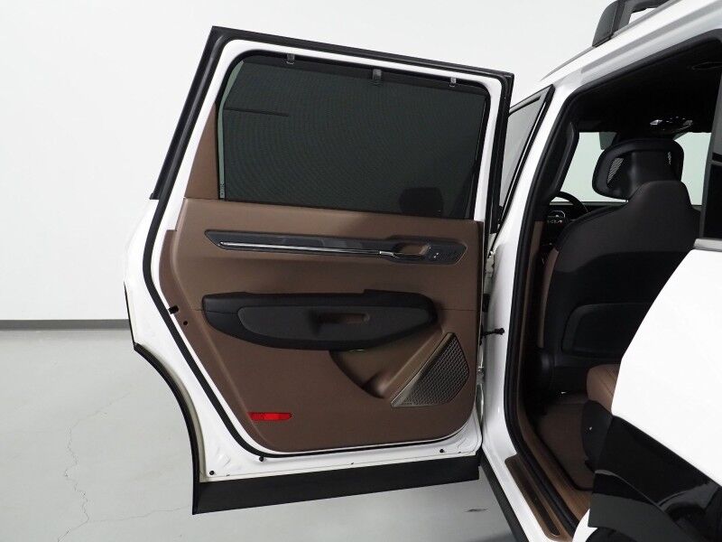 2024 Kia EV9 Land AWD *NAVIGATION, SAFETY ALERTS, ADAPTIVE CRUISE, 360 VIEW CAMERAS, PANORAMA MOONROOF, CLIMATE SEATS, HEATED STEERING, 2ND ROW CAPTAINS, MERIDIAN AUDIO, 20 INCH WHEELS, APPLE CARPLAY Round Rock TX