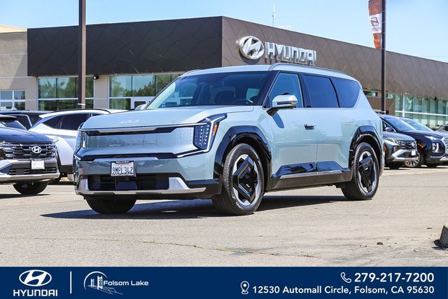 2024 Kia EV9 Land