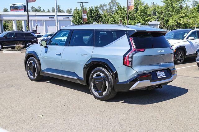 2024 Kia EV9 Land