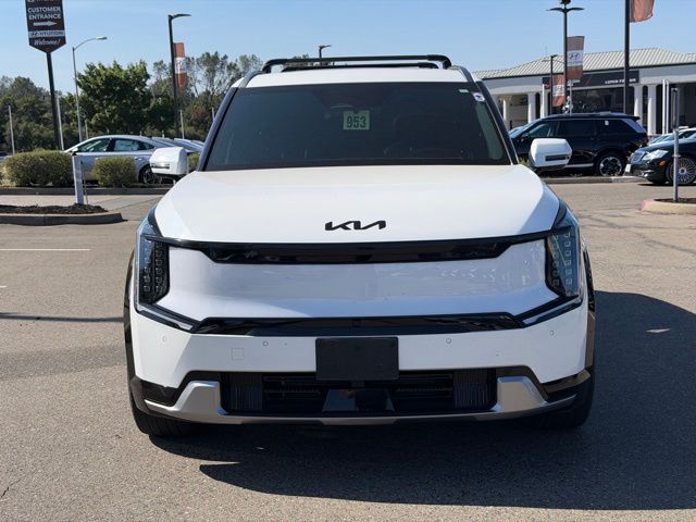 2024 Kia EV9 Land