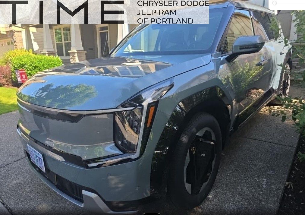 2024 Kia EV9 Land