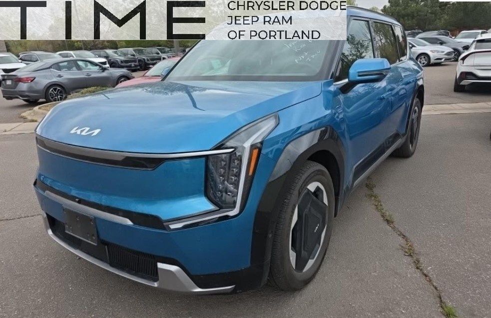 2024 Kia EV9 Land