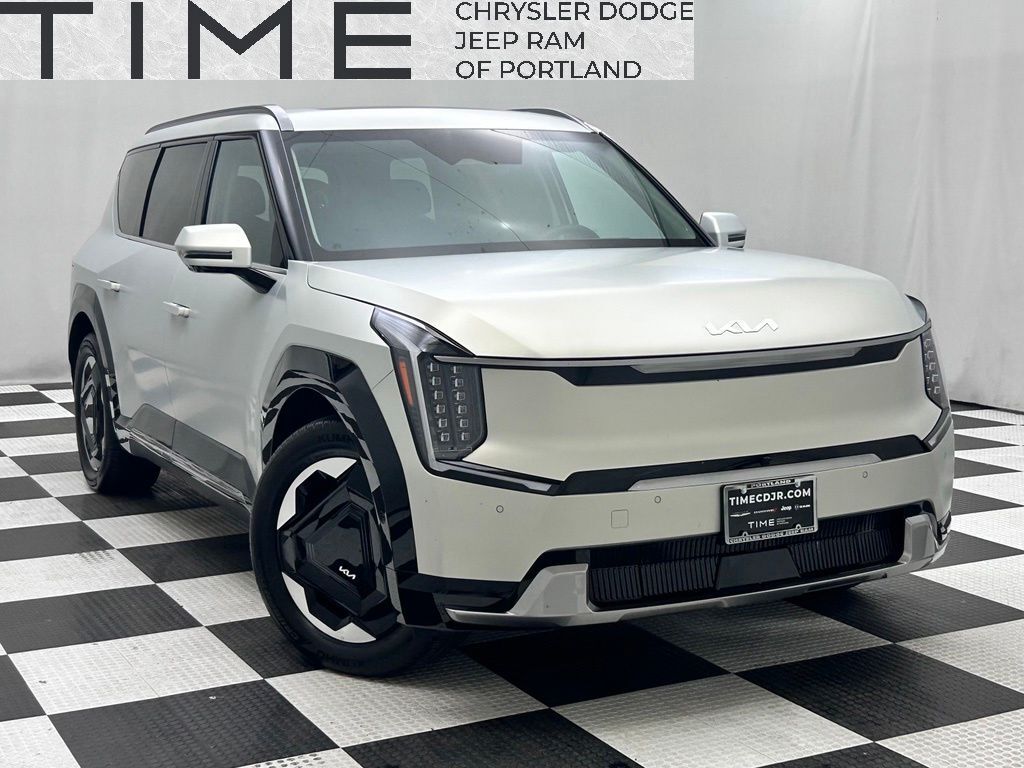 2024 Kia EV9 Land