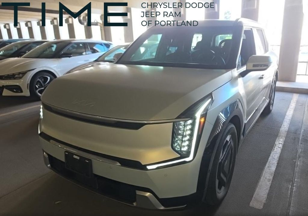 2024 Kia EV9 Land