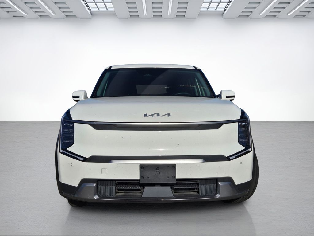 2024 Kia EV9 Light Long Range