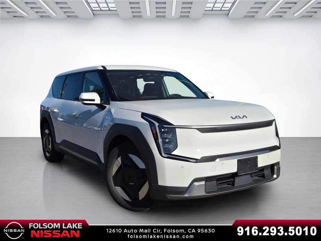 2024 Kia EV9 Light Long Range
