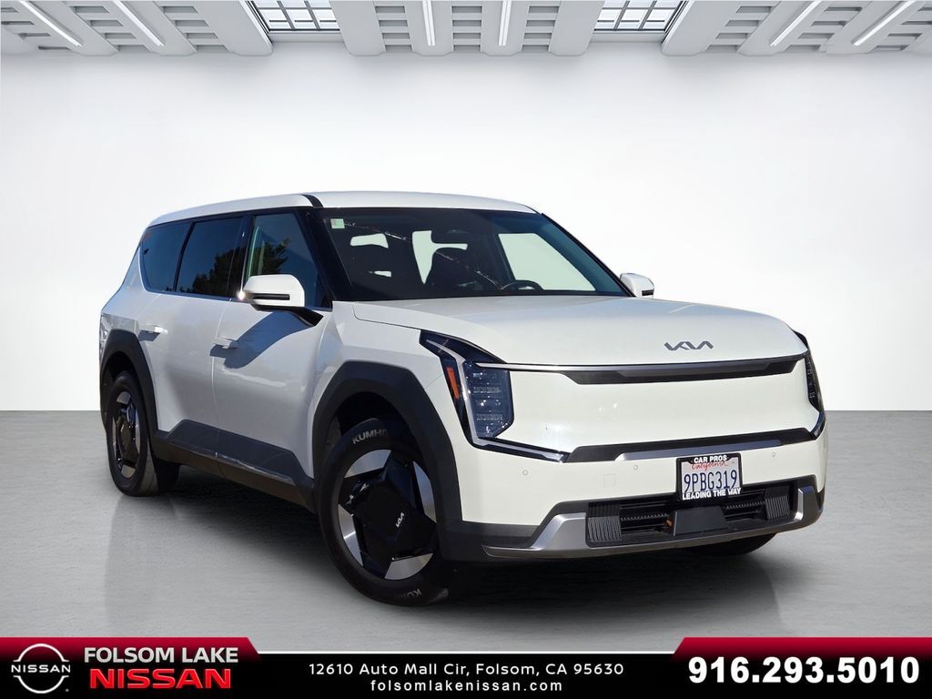 2024 Kia EV9 Light Long Range