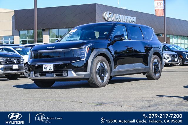 2024 Kia EV9 Light Long Range