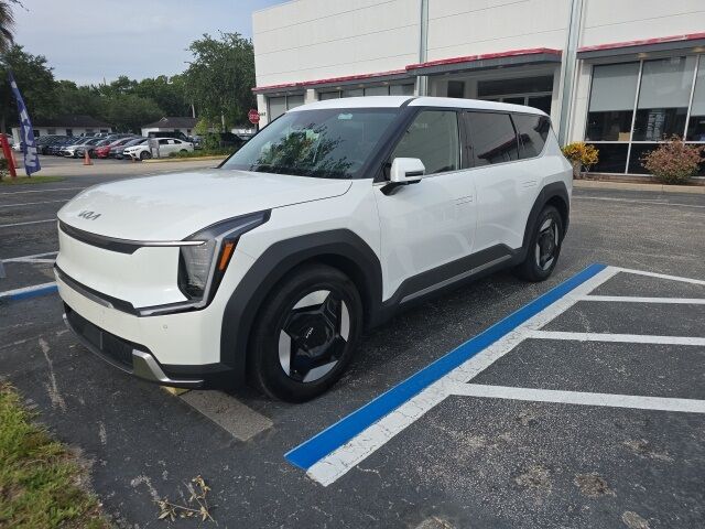 2024 Kia EV9 Light Long Range St. Augustine FL