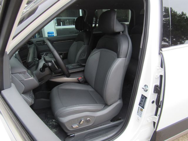 2024 Kia EV9 Light Short Range Plano TX