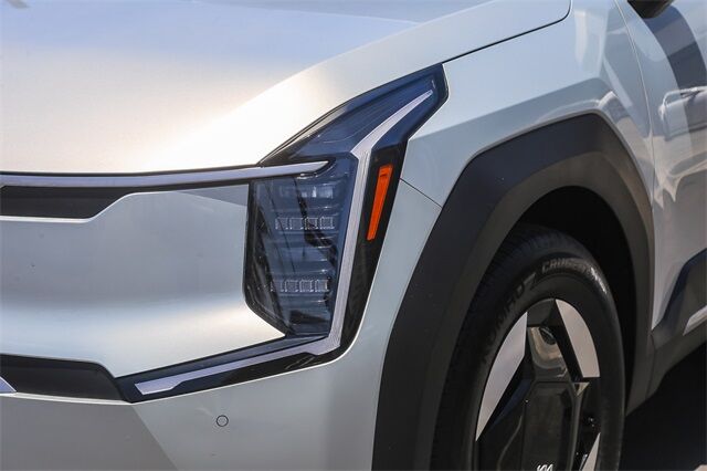 2024 Kia EV9 Light Glendale CA