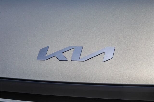 2024 Kia EV9 Light Glendale CA