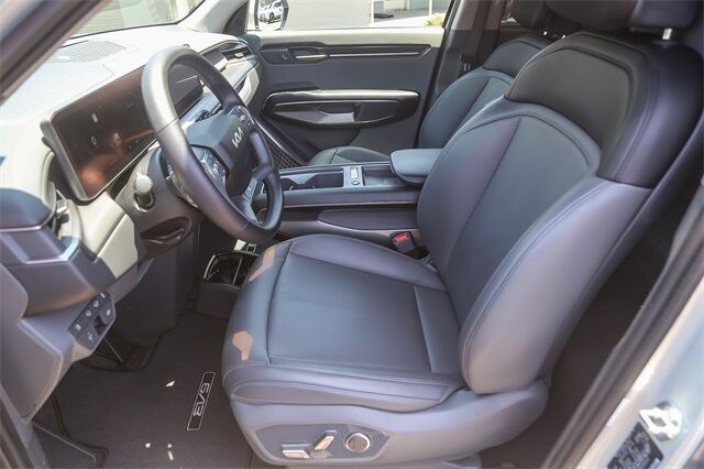 2024 Kia EV9 Light Glendale CA