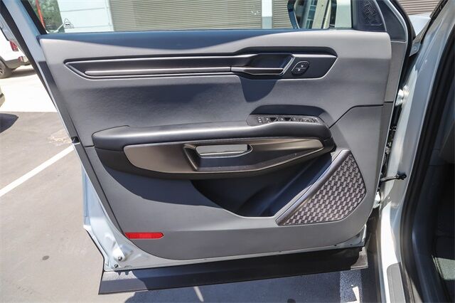 2024 Kia EV9 Light Glendale CA