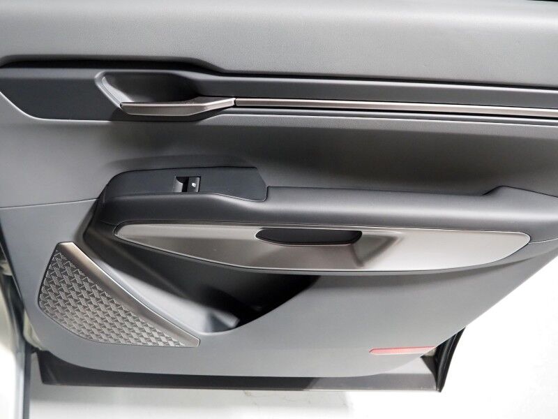 2024 Kia EV9 Wind AWD *NAVIGATION, SAFETY ALERTS, ADAPTIVE CRUISE, BACKUP-CAMERA, COLOR TOUCHSCREEN, PANORAMA MOONROOF, CLIMATE SEATS, HEATED STEERING, POWER LIFTGATE, REMOTE START, WIRELESS CHARGING, ANDROID & APPLE Round Rock TX