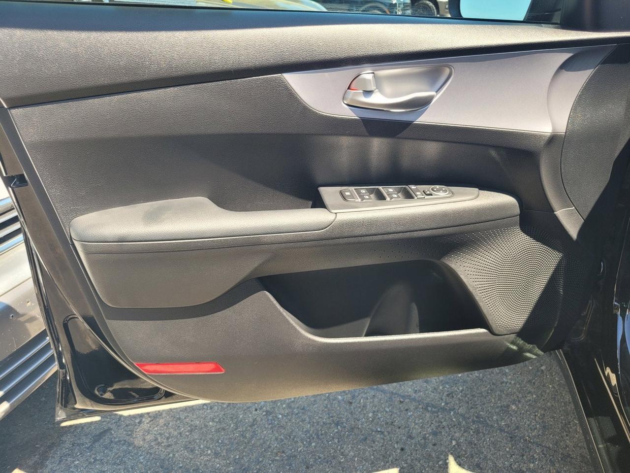 2024 Kia FORTE LXS Roseville CA