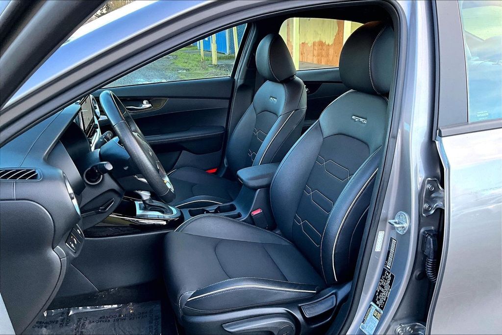 2024 Kia Forte GT-Line OR