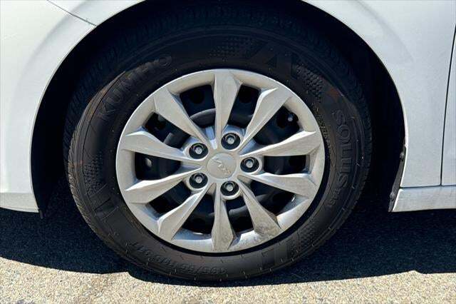 2024 Kia Forte LX Roseville CA