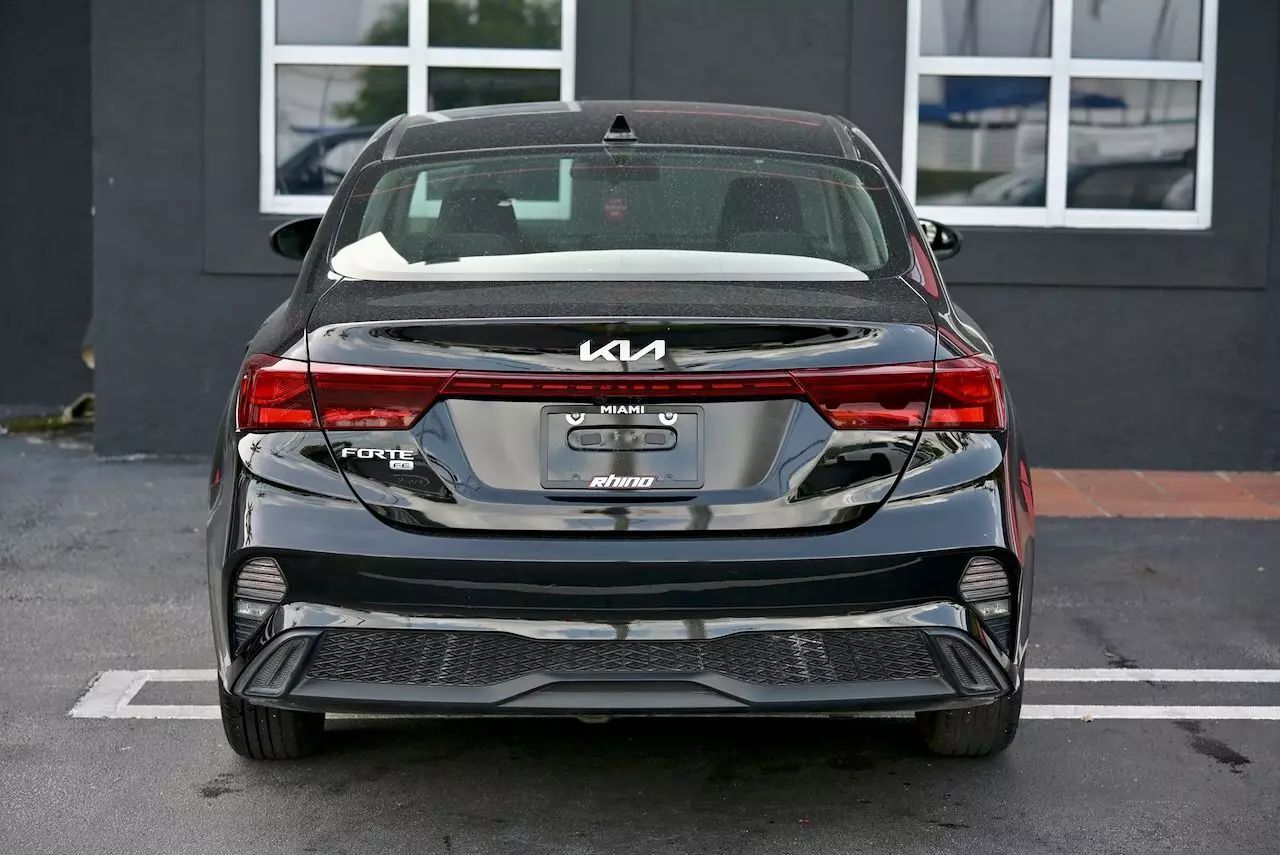 2024 Kia Forte LX Sedan 4D Doral FL