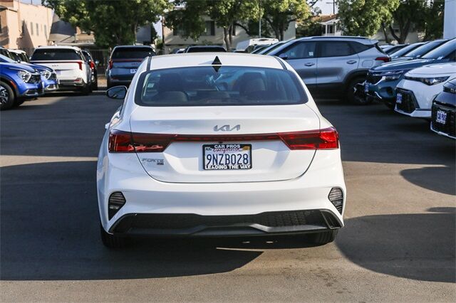 2024 Kia Forte LX Glendale CA