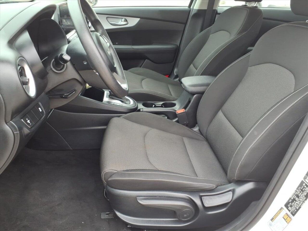 2024 Kia Forte LXS Uvalde TX