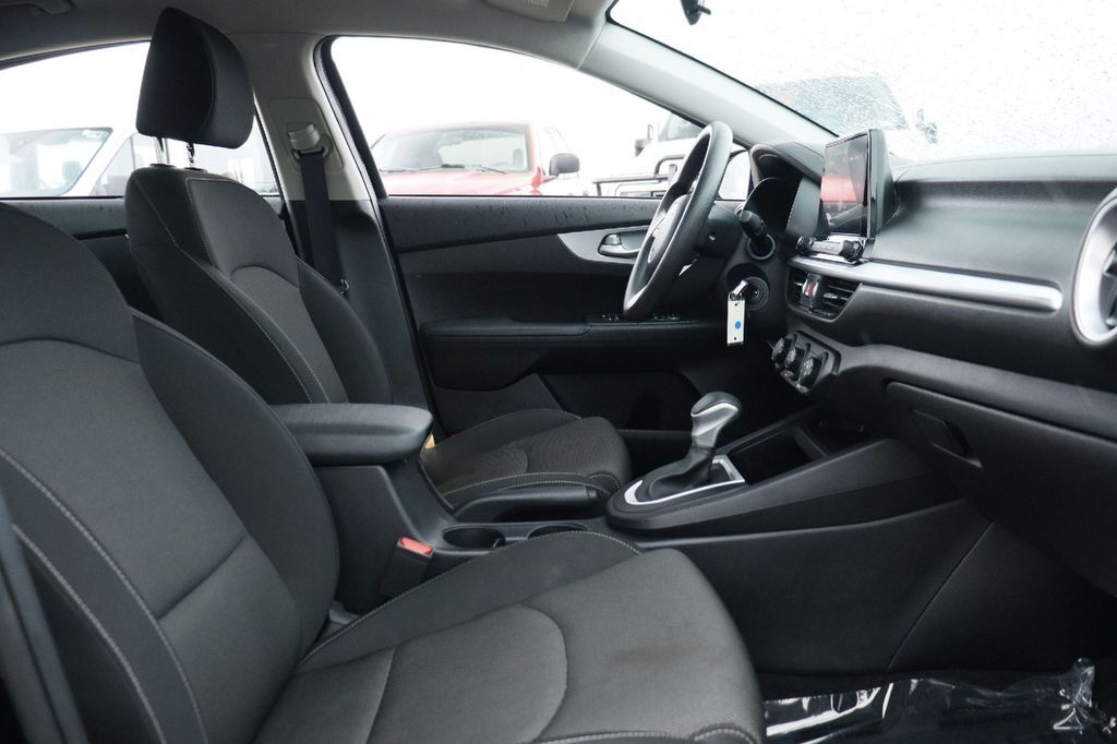 2024 Kia Forte LXS Hondo TX