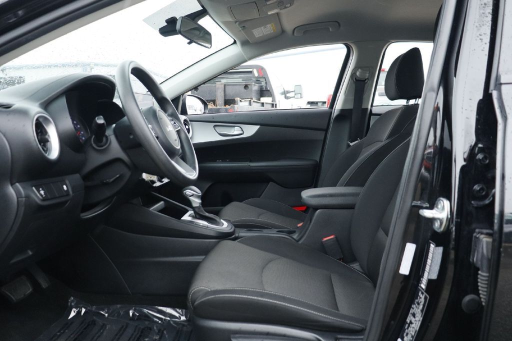 2024 Kia Forte LXS Hondo TX