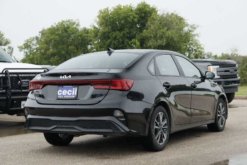 2024 Kia Forte LXS Hondo TX