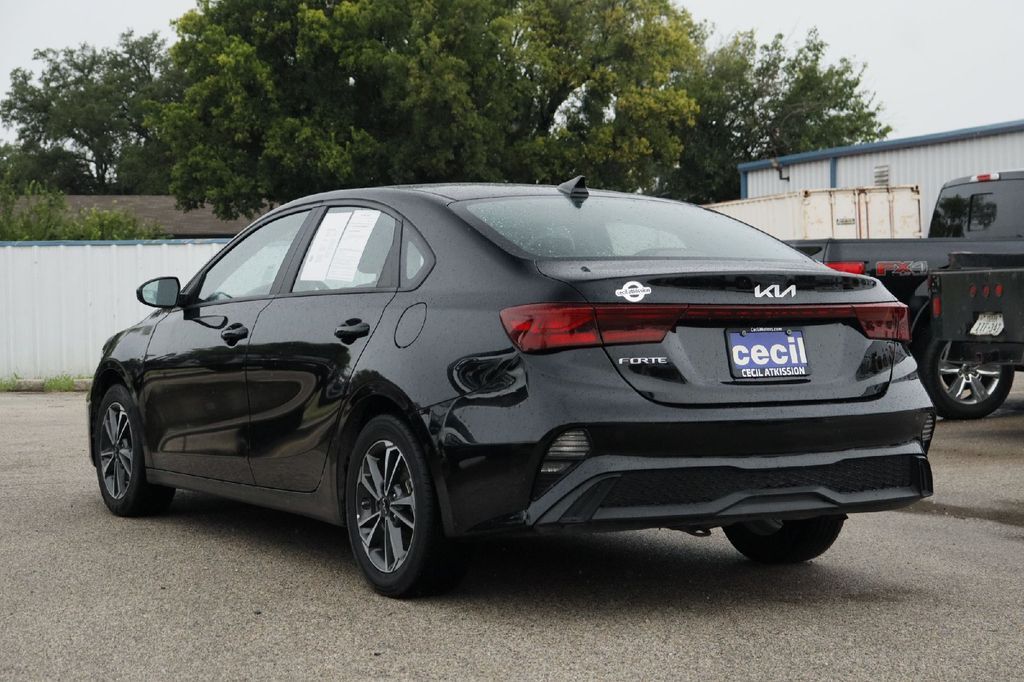 2024 Kia Forte LXS Hondo TX