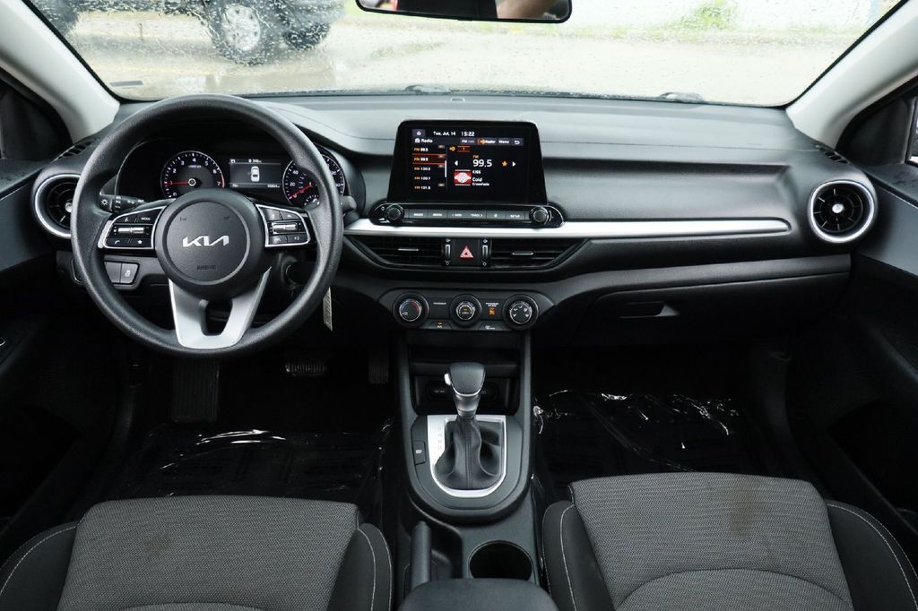 2024 Kia Forte LXS Hondo TX