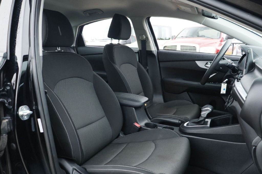 2024 Kia Forte LXS Hondo TX