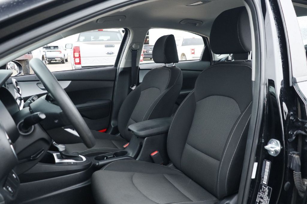 2024 Kia Forte LXS Hondo TX
