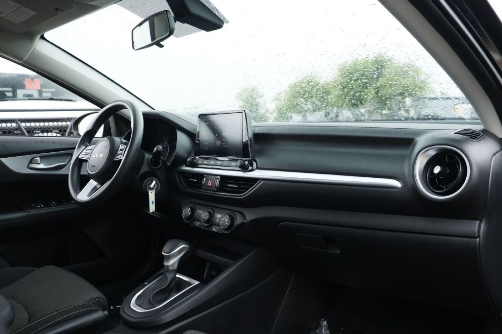 2024 Kia Forte LXS Hondo TX