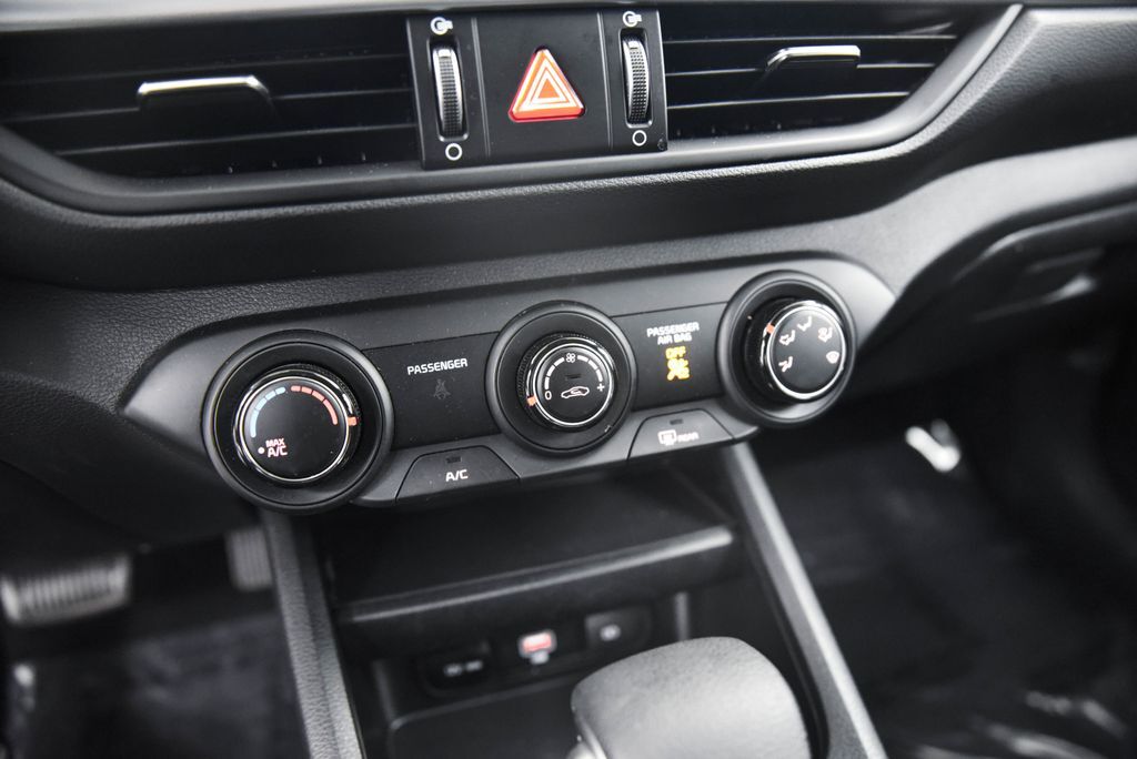 2024 Kia Forte LXS Akron OH