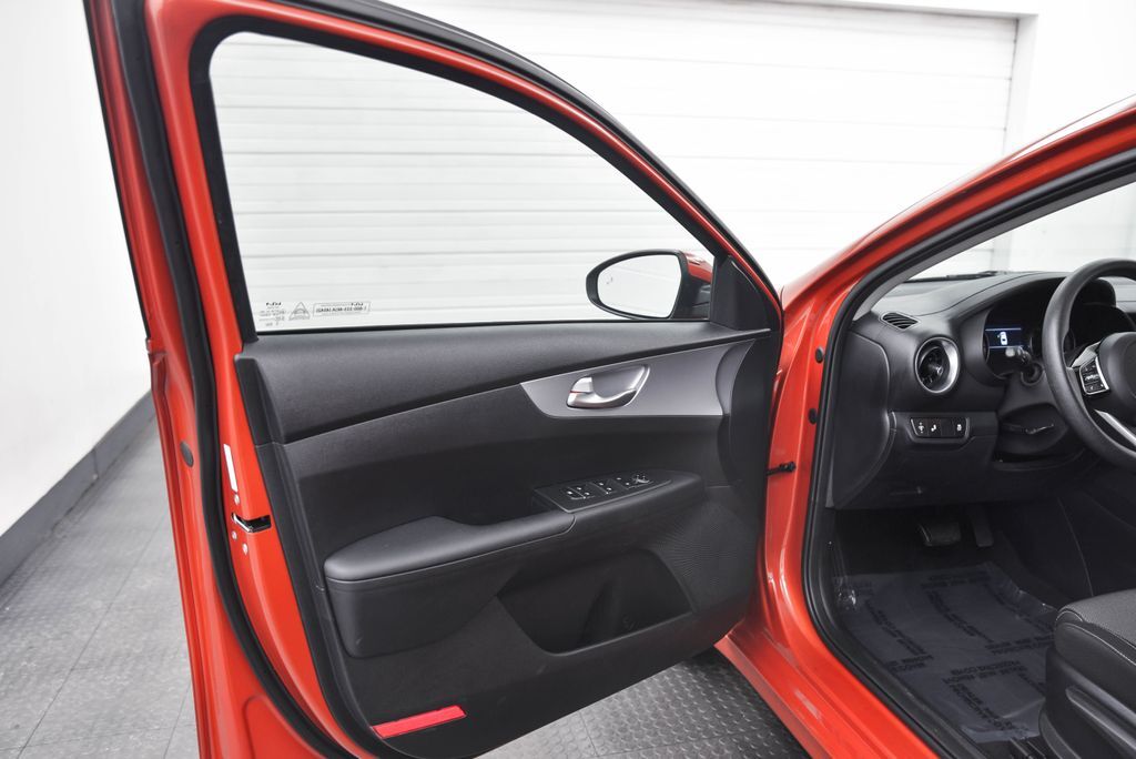 2024 Kia Forte LXS Akron OH