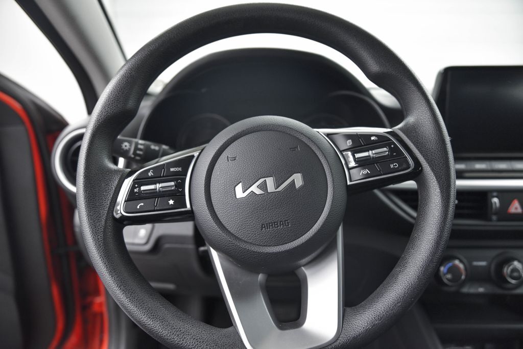 2024 Kia Forte LXS Akron OH