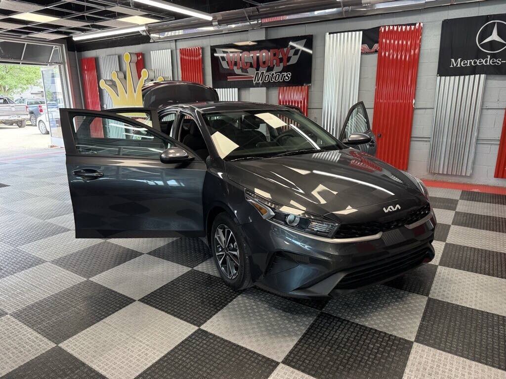 2024 Kia Forte LXS Royal Oak MI