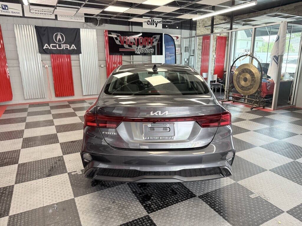 2024 Kia Forte LXS Royal Oak MI
