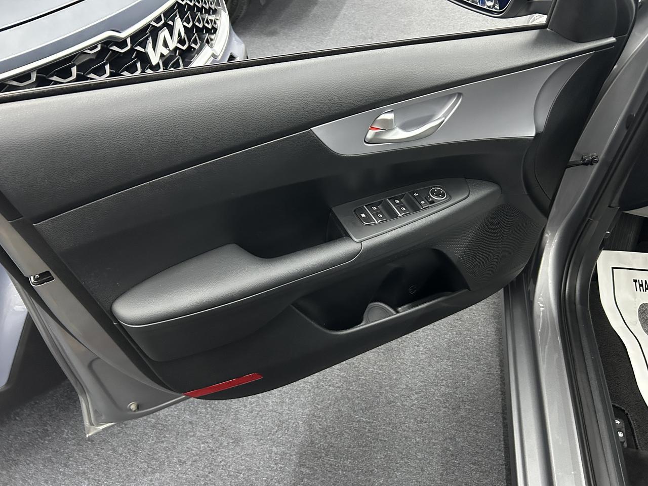 2024 Kia Forte LXS IVT Benwood WV