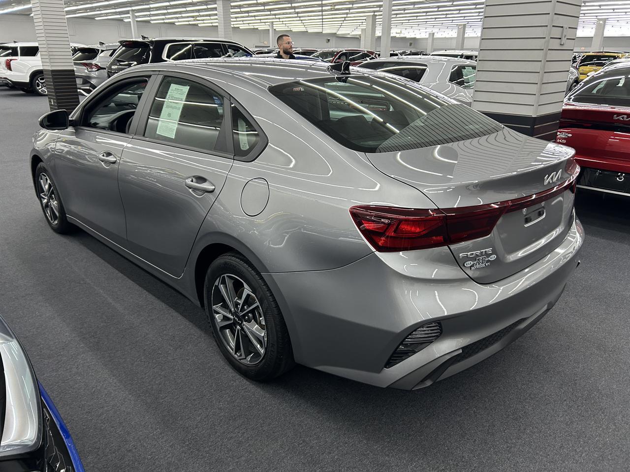 2024 Kia Forte LXS IVT Benwood WV