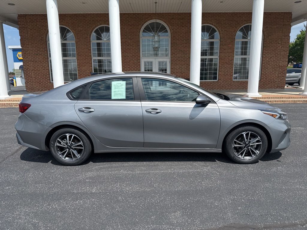 2024 Kia Forte LXS Mount Joy PA