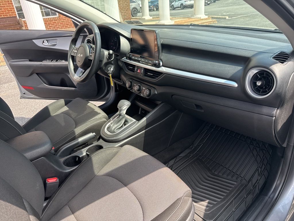 2024 Kia Forte LXS Mount Joy PA