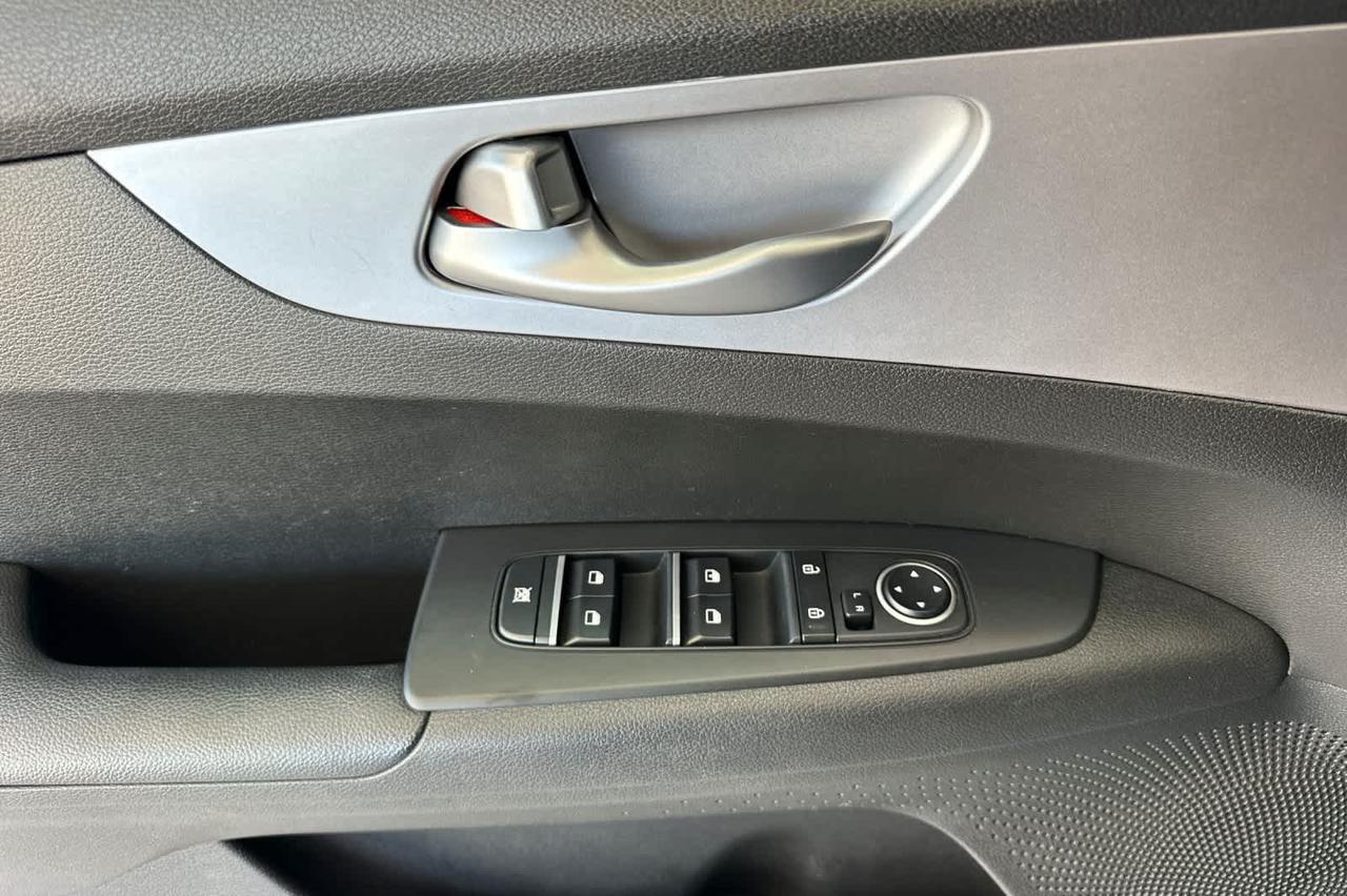 2024 Kia Forte LXS Roseville CA