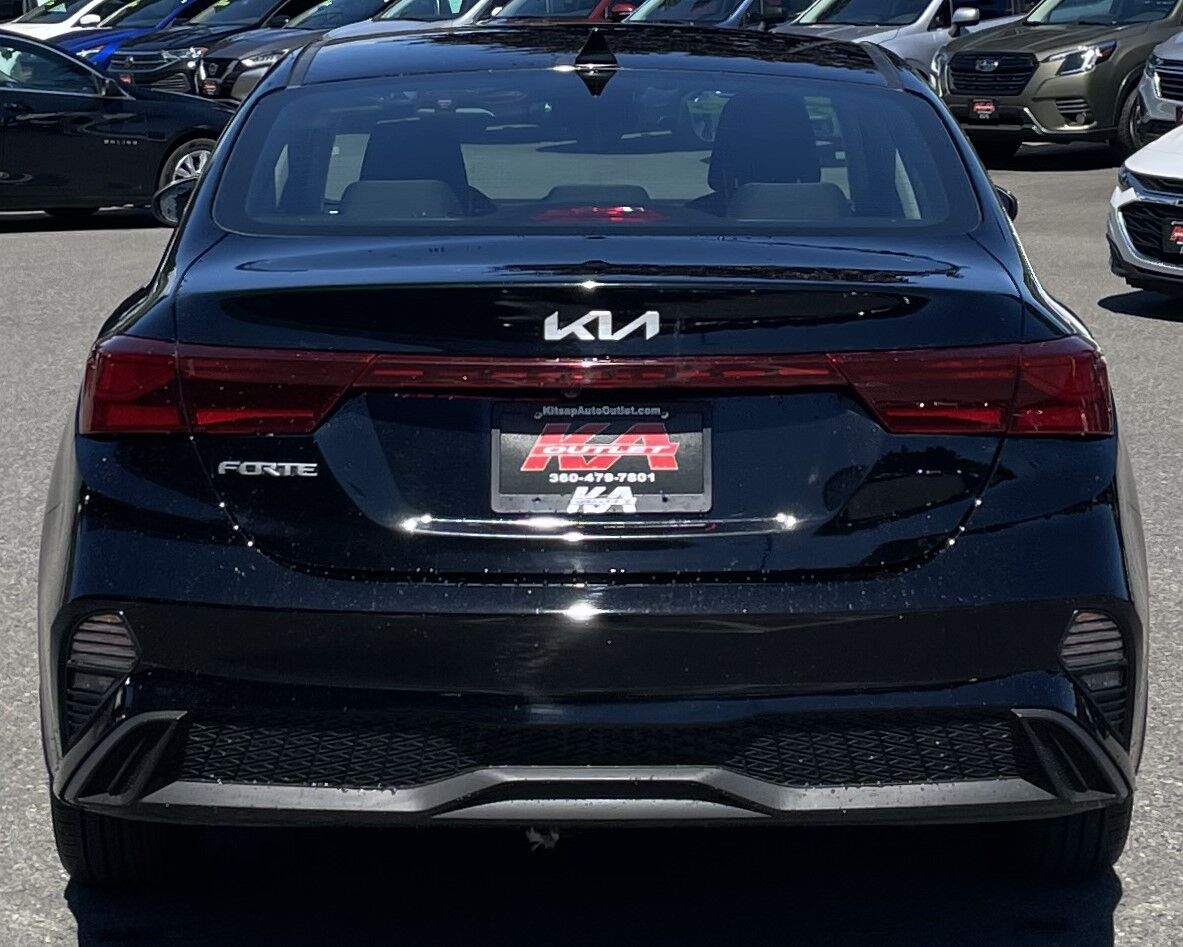 2024 Kia Forte LXS Sedan 4D Port Orchard WA