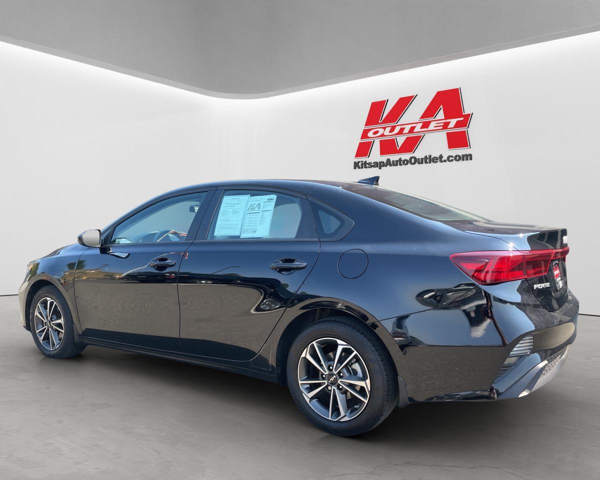 2024 Kia Forte LXS Sedan 4D