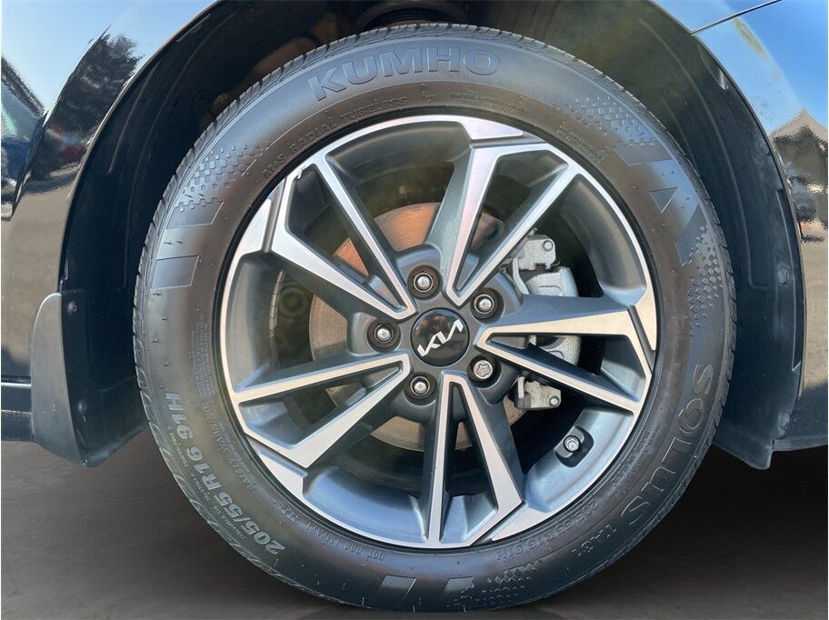 2024 Kia Forte LXS Sedan 4D Port Orchard WA