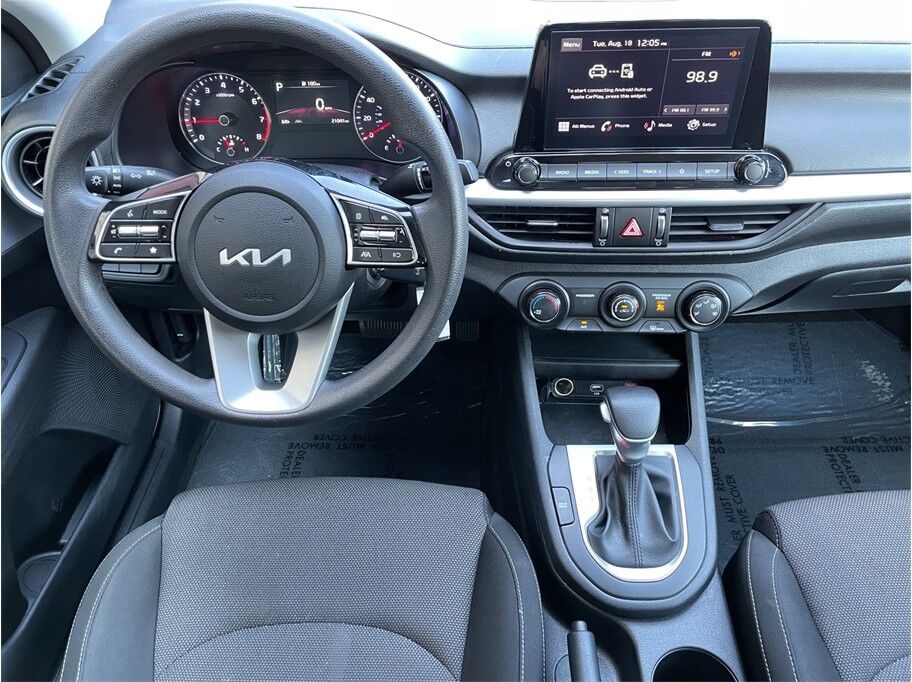 2024 Kia Forte LXS Sedan 4D Port Orchard WA