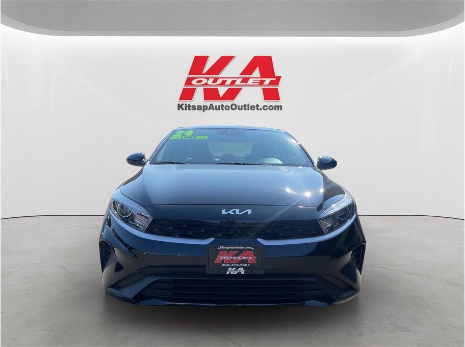 2024 Kia Forte LXS Sedan 4D Port Orchard WA